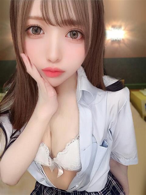 りな ワンチャン!!!アヘ顔全開あざとギャル(デリヘル)