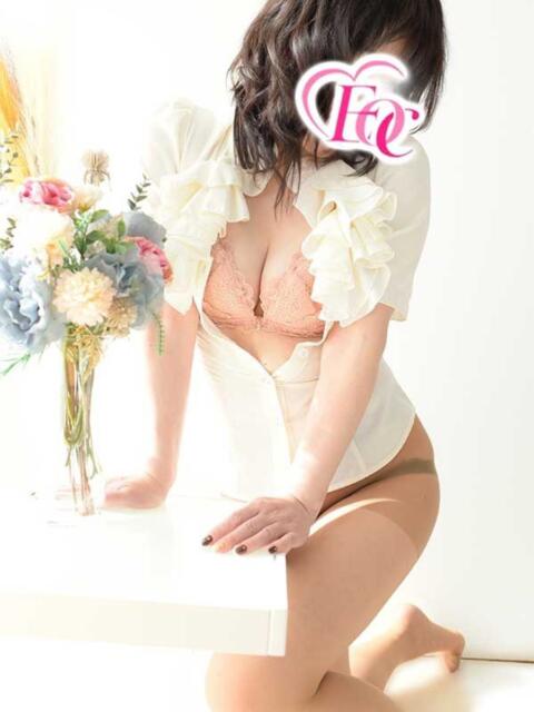 なな エロいお姉さん倶楽部（デリヘル）