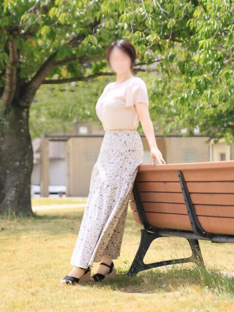 真木 涼子 こあくまな熟女たち三河店（KOAKUMAグループ）（人妻・熟女デリヘル）