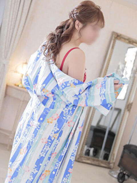 かほ PLATINA R-30（人妻ファッションヘルス）