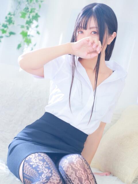 秋月　めい NADIA神戸店（アロマエステ性感回春マッサージ）