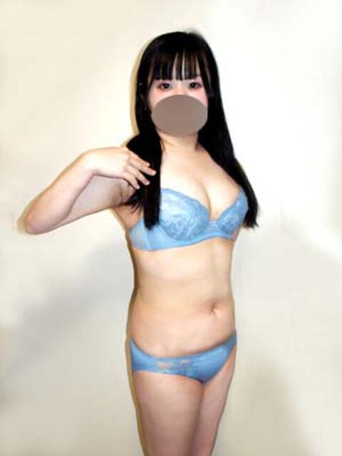 みう　体験入店 愛ロマンス（人妻デリヘル）