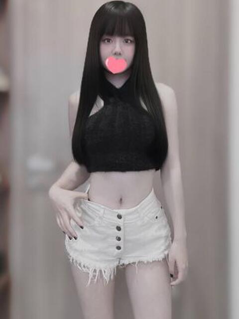 りりか パジャマでおじゃま（アジアンデリヘル）