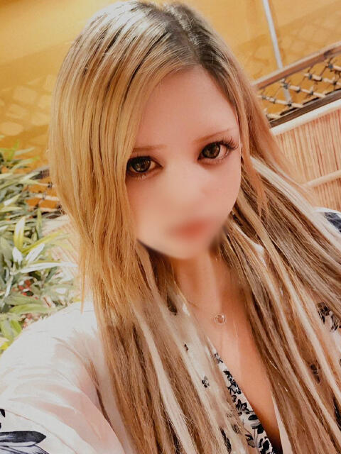 じゅりな 紅(くれない)（セクキャバ）