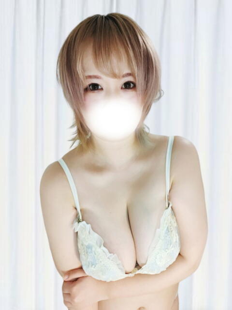 みつき 西船巨乳ぽっちゃり　乳神さま（デリヘル）