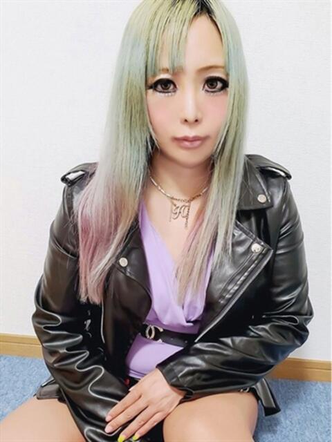 愛内アイラ ドMな奥様 大阪本店（人妻デリヘル）