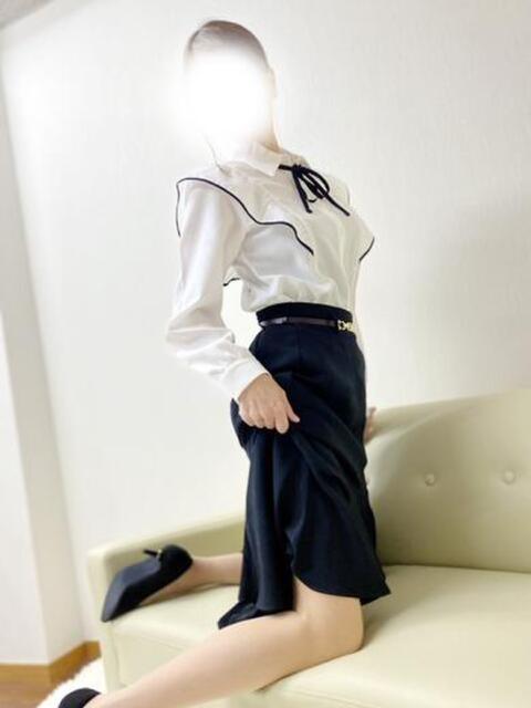 奈央 静岡人妻援護会(人妻系デリヘル)