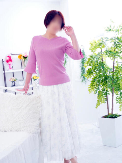 あやめ 奥様鉄道69 東京店(人妻系デリヘル)