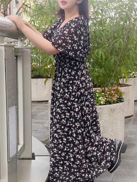 七瀬 イキなり生不倫 小田原店（人妻デリヘル）
