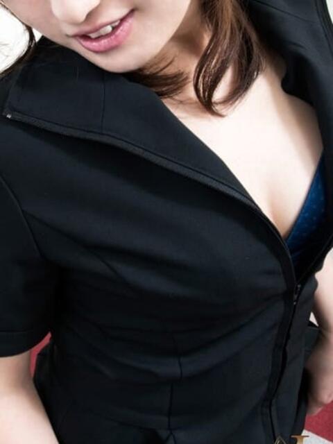 菅野唯 イマジン東京（アロマエステマッサージ）