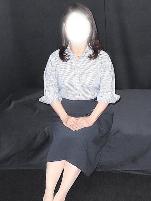 豊川 真代 熟女紹介センター鶯谷店（熟女デリヘル）