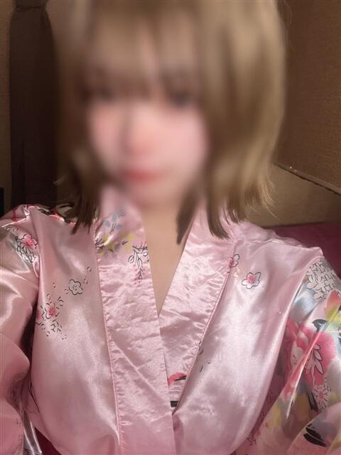 まみ 夜這い本舗（ファッションヘルス）