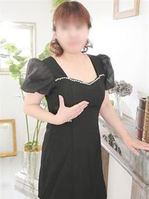 むめい 熟女家 十三店(待ち合わせ型デリヘル)