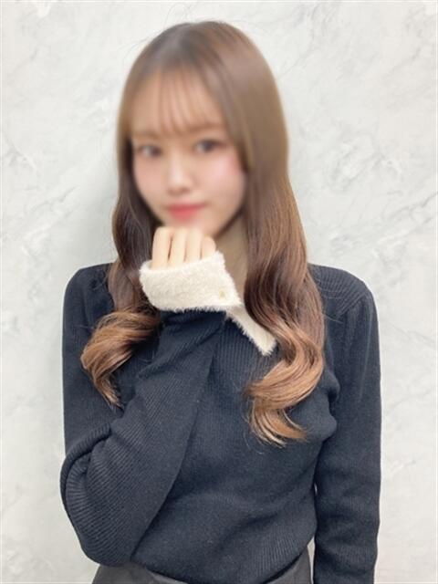 もね 渋谷くいーんず（素人専門ホテヘル＆デリヘル）