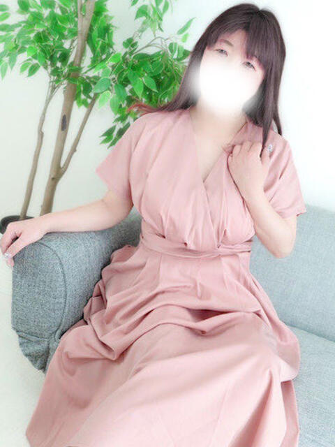 なお 熟女デリヘル 女神の極み（待ち合わせ型熟女デリヘル）