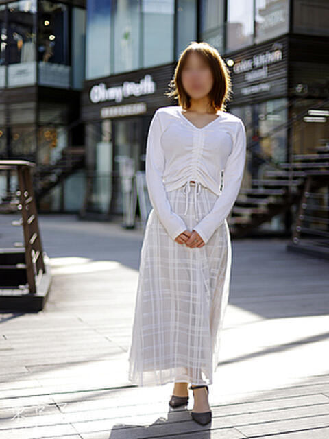 酒井歩(あゆみ) 東京不倫～とうきょうふりん～（人妻デリヘル）