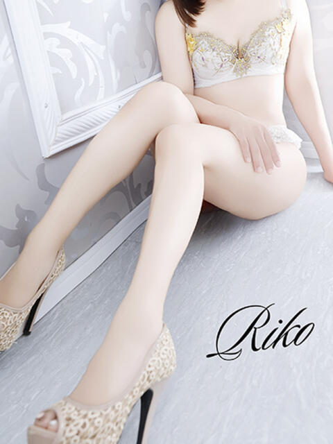 りこ 横浜人妻花壇本店（人妻デリヘル）