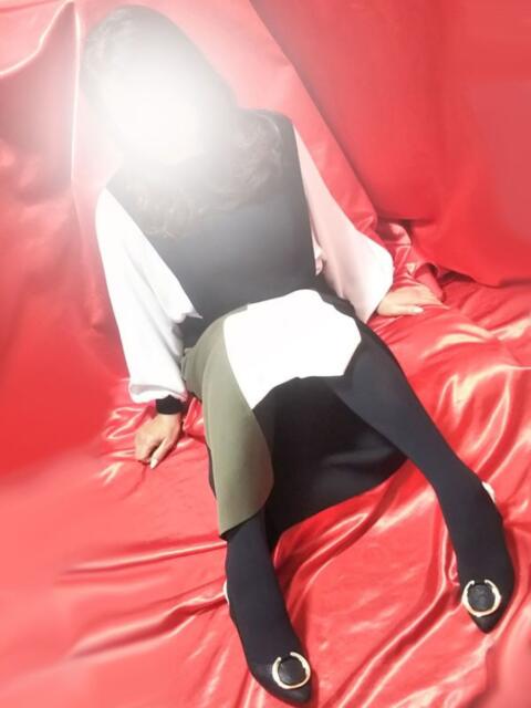 藍川 変態美熟女お貸しします。（待ち合わせ型熟女デリヘル）