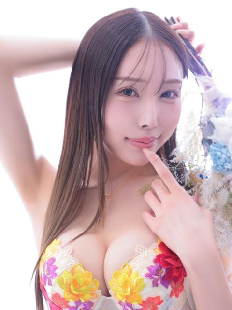 NH王妃レナ a．bitch α（デリヘル）