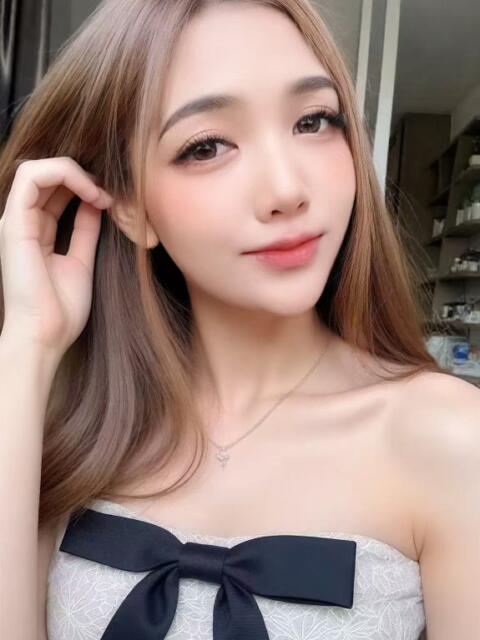 ワイン ラッキーラッキー（アジアンデリヘル）