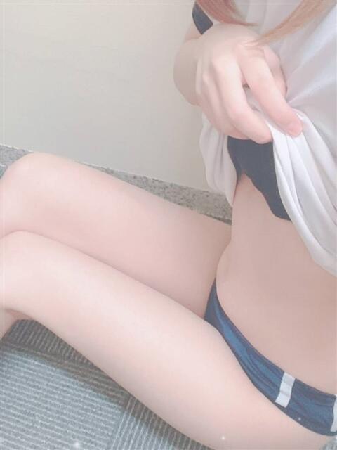 里桜-りお- 淫らなオンナ性体師・・・そして曖昧なひと時(本格派オイル性感マッサージ)(出張アロマエステ)