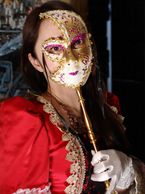 穂積 かやの 倶楽部月兎【貴婦人】名古屋店(高級人妻デリヘル)