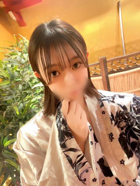 にいな 紅(くれない)（セクキャバ）