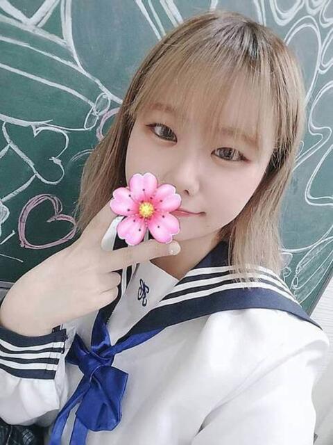 こなつちゃん 新橋JKプレイ(派遣型オナクラ)