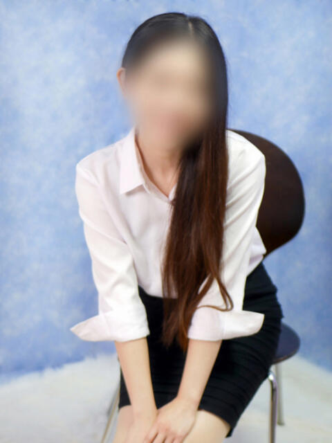 岩永 手コキ専門店「寸止め抜き地獄」（派遣型手コキ専門店）