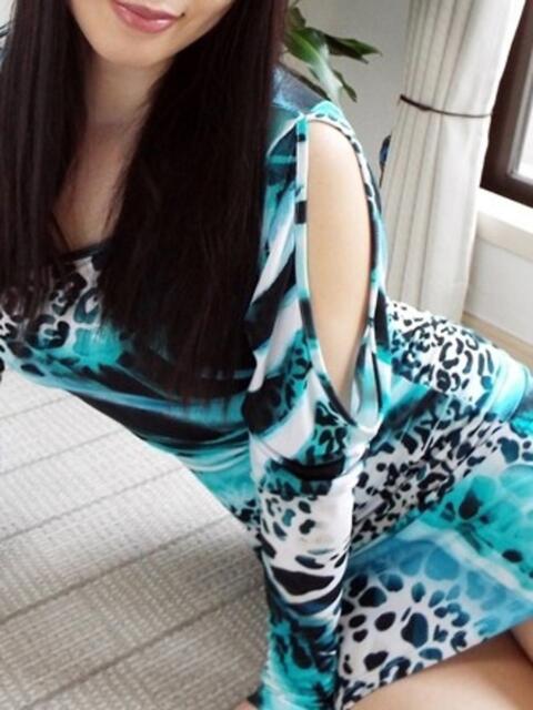 まどか（雪平） 乳首愛撫専門店「五反田シルキータッチ」（乳首愛撫専門店）