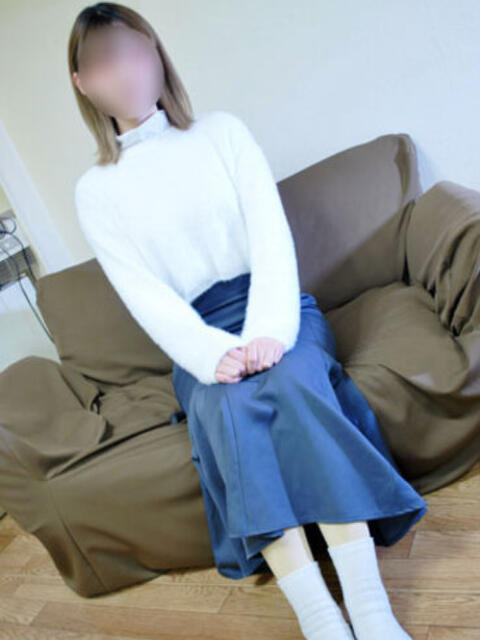 三葉　ゆいか 魅惑のマッサージルーム（出張性感マッサージ）