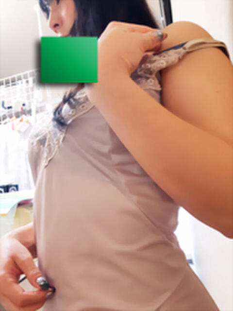 立花　あかり 仮面ごとに咲く花（デリヘル）