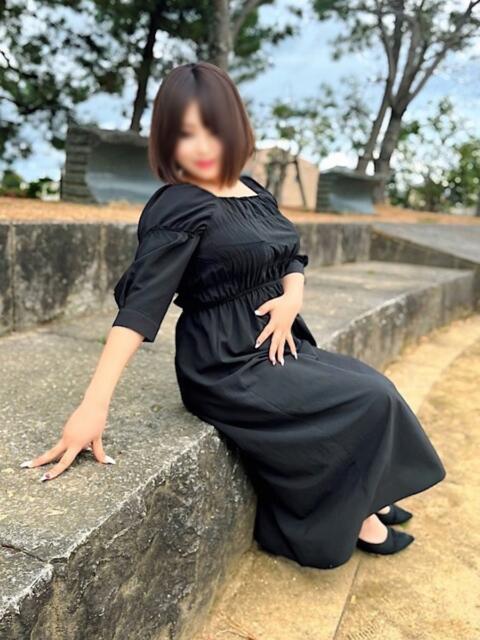 泉谷-いずたに- ただ離婚してないだけ（人妻デリヘル）