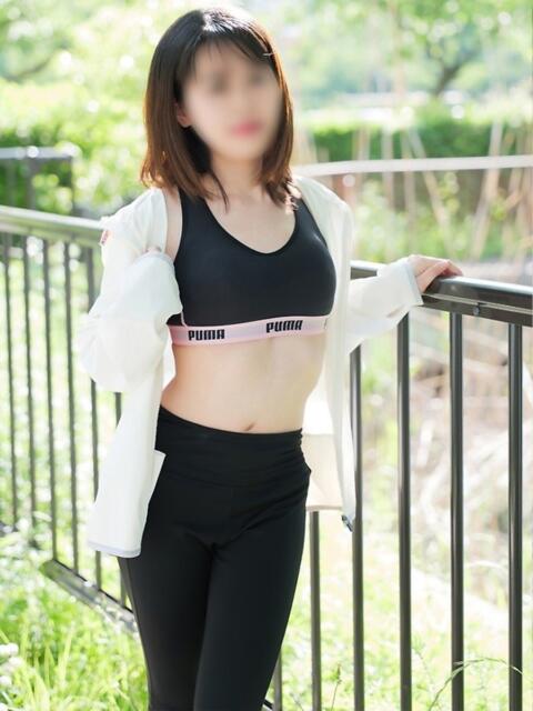 えみり スポコスkunkakunka(ホテヘル&待ち合わせ)