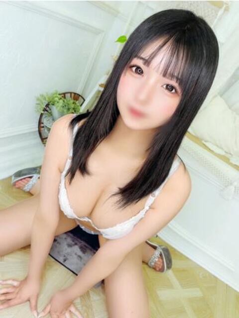 たま【ロリ巨乳とイチャ恋】 STELLA NEXT－ステラネクスト－（デリヘル）