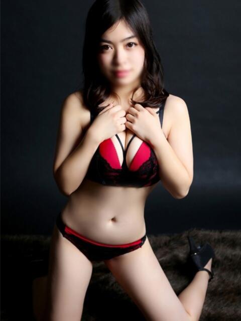 ちか 奴隷コレクション梅田店（デリヘル）