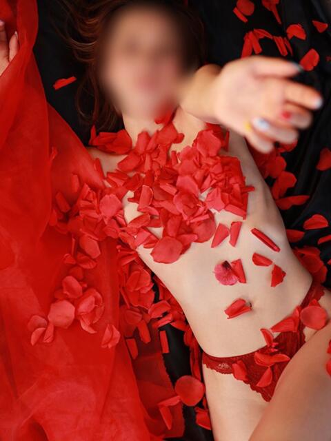 りえ CLUB DEEP（M嬢専門SMクラブ）