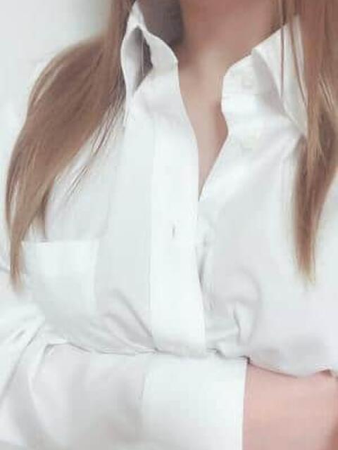 まな 彼女のマッサージ（風俗エステ）