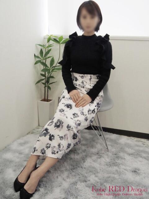 美城 りつ 神戸RED DRAGON（待ち合わせ型人妻デリヘル）