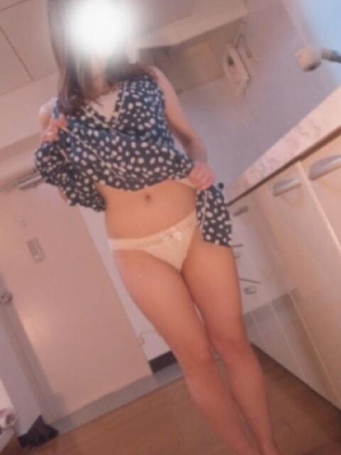 神崎さら おいしい奥様（ホテヘル＆デリヘル）