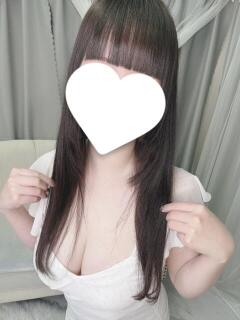 えま club Kiss（梅田/おっパブ・セクキャバ）
