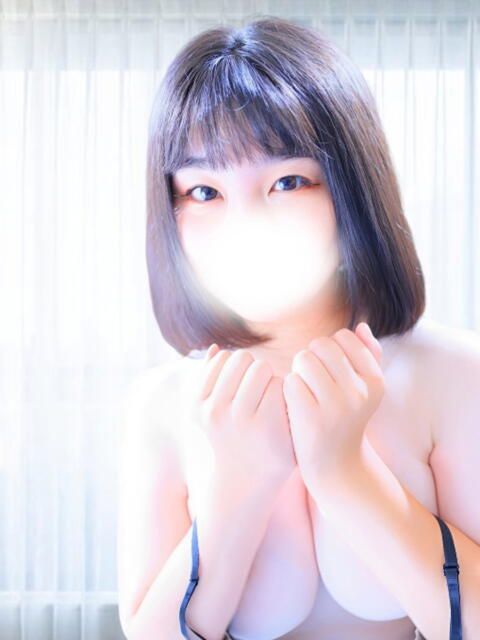 ふゆ 西船巨乳ぽっちゃり 乳神さま(デリヘル)