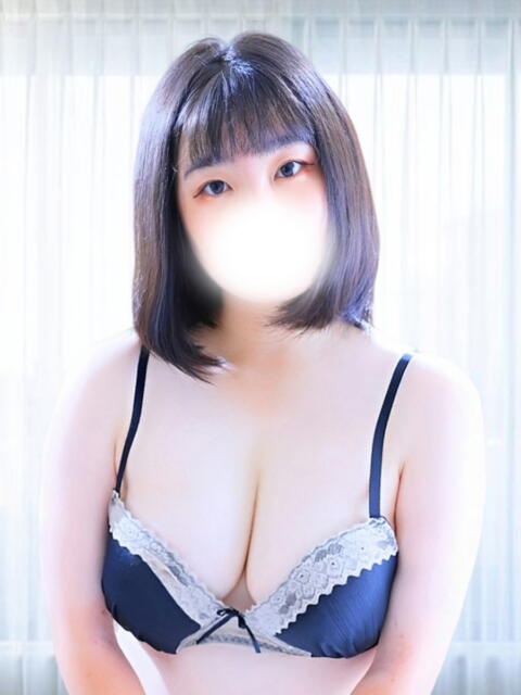 ふゆ 西船巨乳ぽっちゃり 乳神さま(デリヘル)