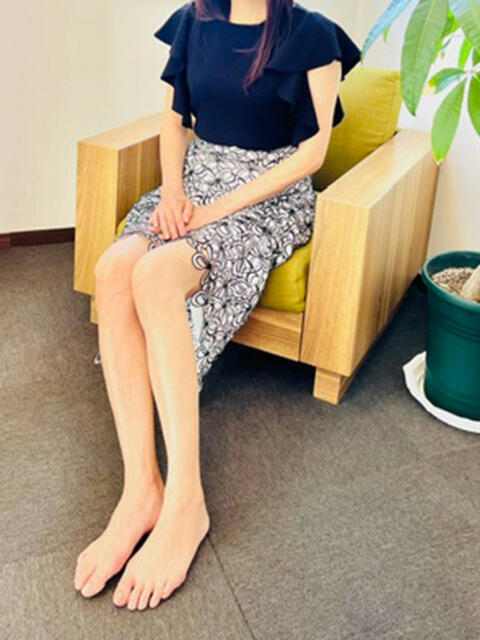 秋乃（あきの） おもてなし婦人（人妻系デリヘル）