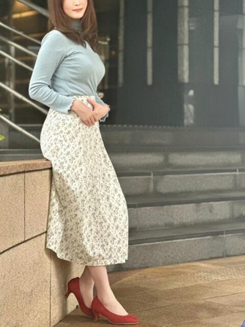 山田るい 月の真珠-五反田-(デリヘル(人妻若妻専門店))