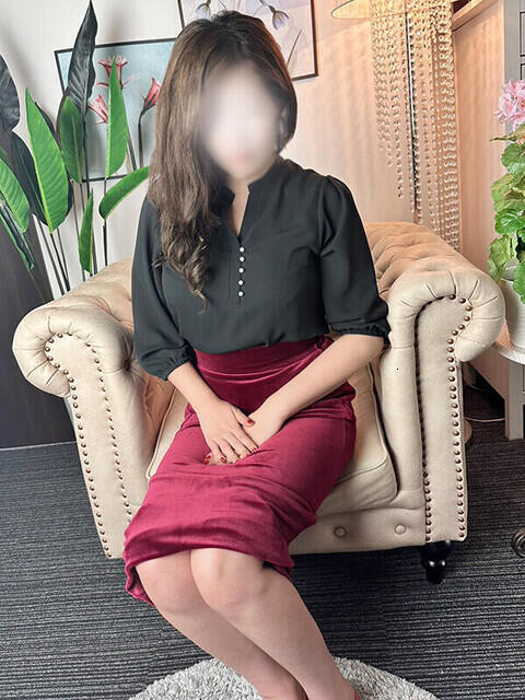 鳴海 熟女待機所 厚木店（熟女デリヘル）