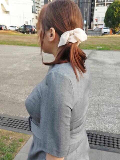 小林 あずさ ベストマダム(人妻・熟女デリヘル)