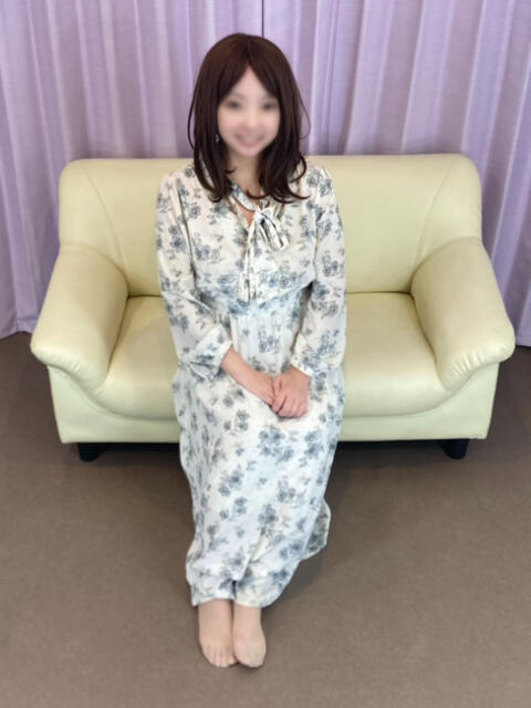 ゆりな 福生人妻宮殿（人妻系デリヘル）