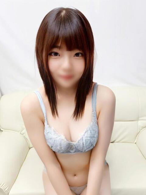 みる 業界未経験のモデル系イイ女専門店 ANECAM(デリヘル)
