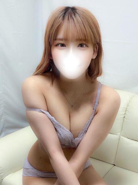 日向　みう 業界未経験のモデル系イイ女専門店 ANECAM（デリヘル）